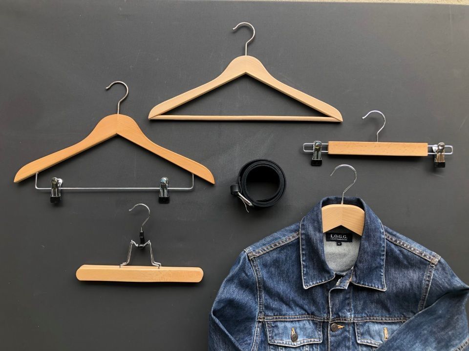 Kleider Bügel - Garderobe