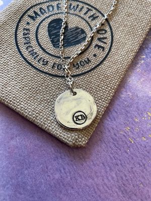 Round Butterfly Pendent