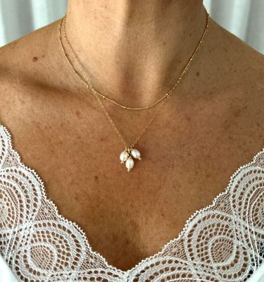Gold triple pearl drop necklace