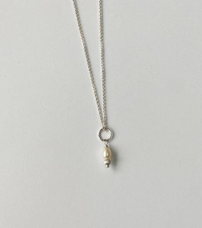 Silver single pearl drop necklace