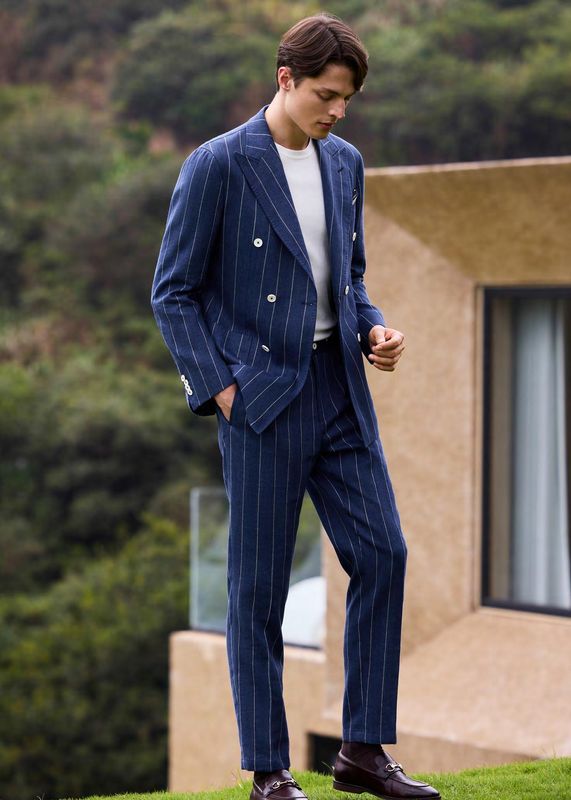 Tailored Blue Pinstripe Suit – Bold &amp; Refined