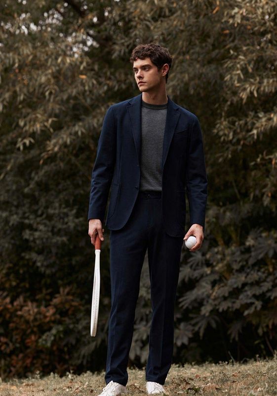 Navy Men’s Sport Suit – Tailored Style with Urban Performance