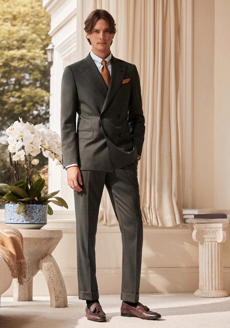 Men&#39;s Olive Green Double-Breasted Suit – Sophisticated, Rare &amp; Refined