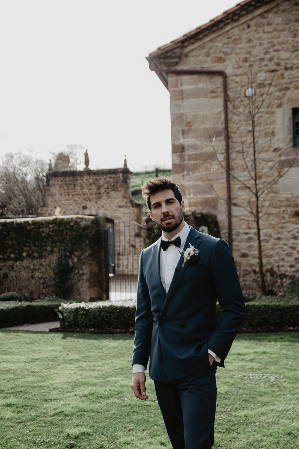 Traje de Boda Cruzado en Verde Petróleo