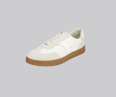 FOOTWEAR