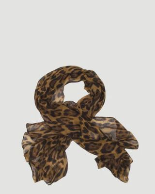 GIRL ABOUT TOWN Sassy Duck Leopard Scarf