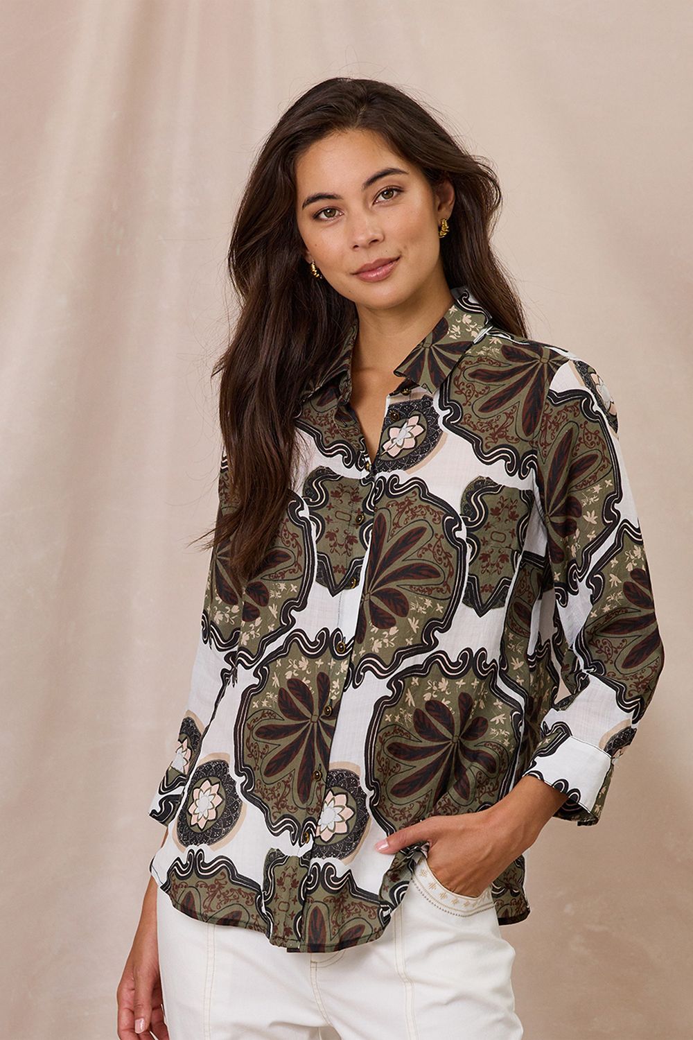DESIGN NATION Solitude shirt