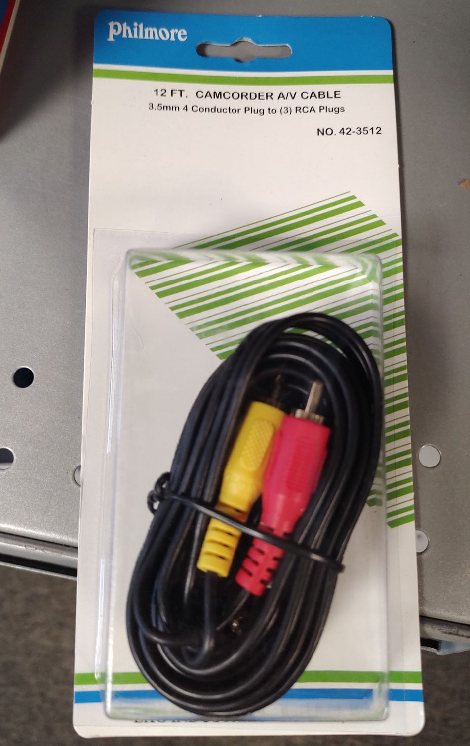 12ft Camcorder A/V Cable – 3.5mm to RCA