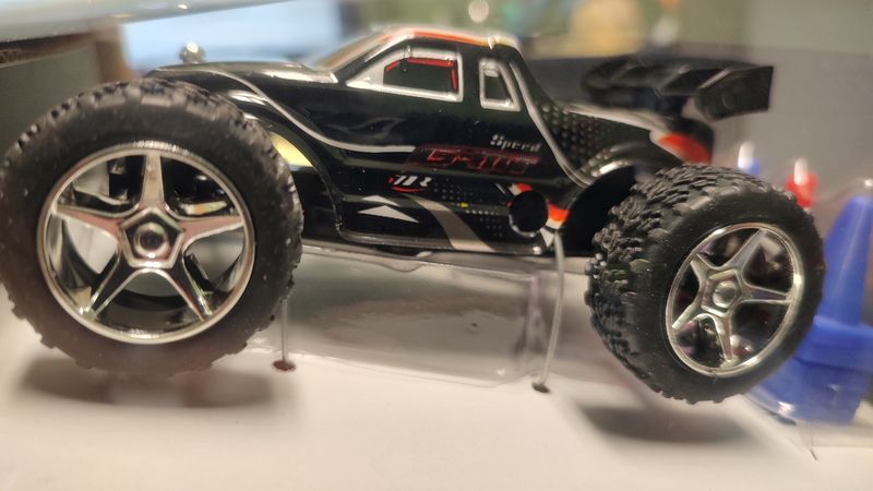 Speed Racer - 1/32  Scale – 2.4 GHz High-Speed Truck with 3.7V LiPo Car Battery (Ages 8+)