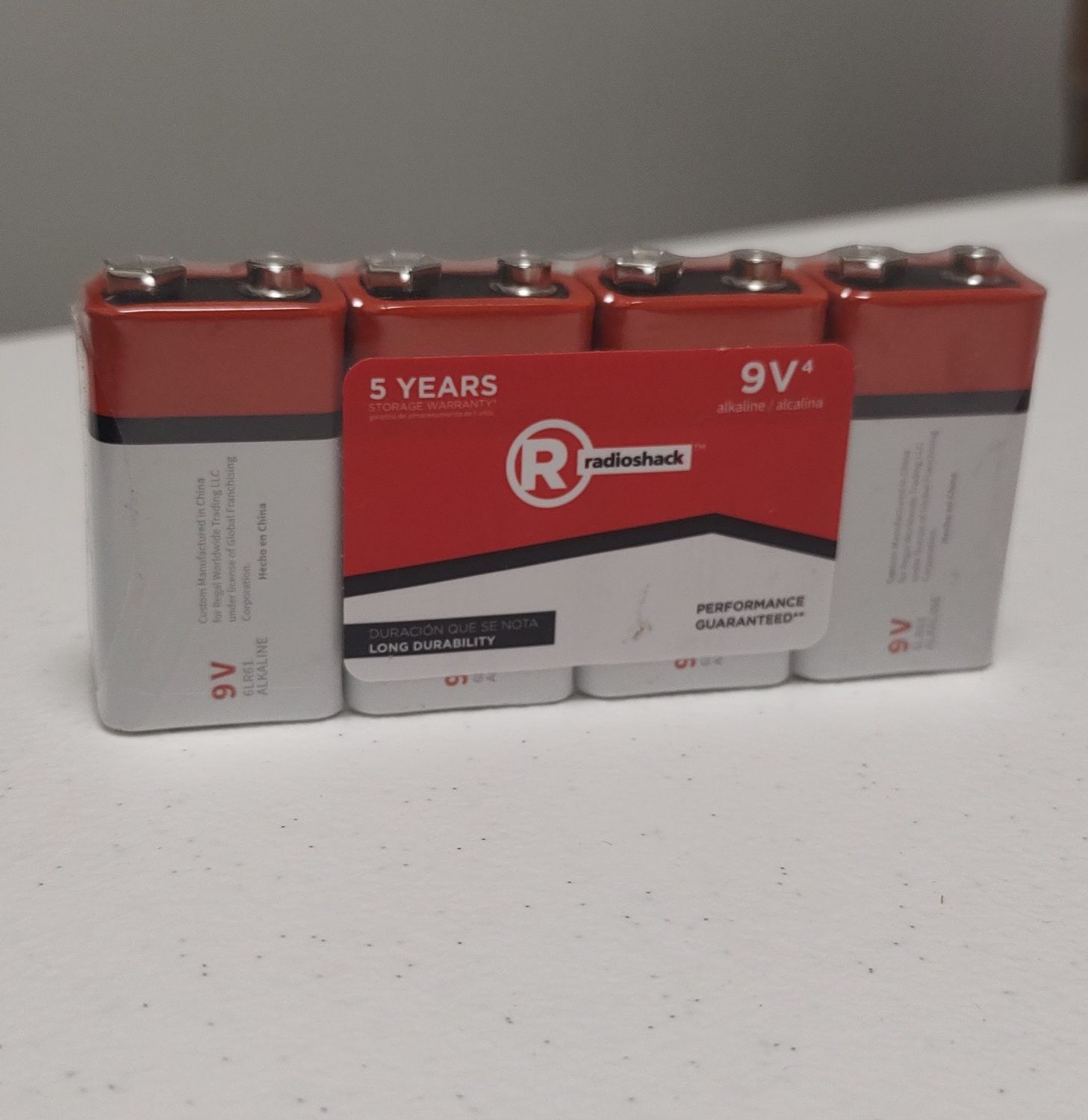 9V Alkaline Batteries – 4 Pack