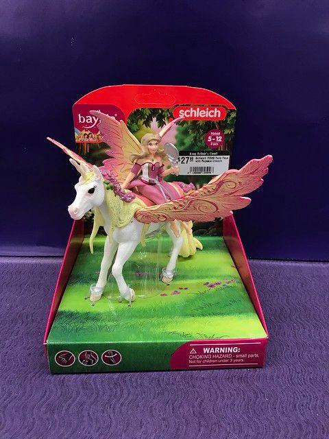 Schleich 70568 Fairy Feya with Pegasus Unicorn