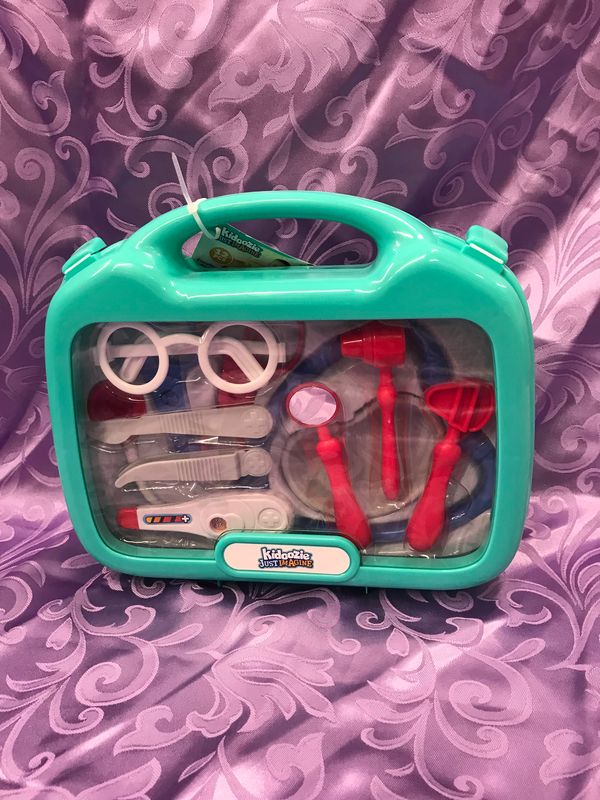 Kidoozie G02718 My First Doctor&#39;s Kit -NPC