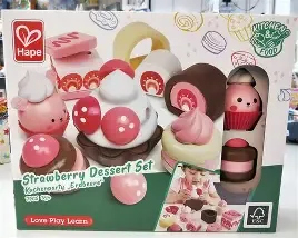 Hape E3194 Strawberry Dessert Set