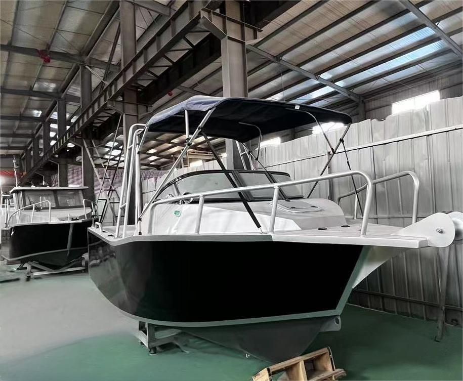 Aluboot Aluminium Kajütboot mit Schlupfkabine, 5,80m Länge