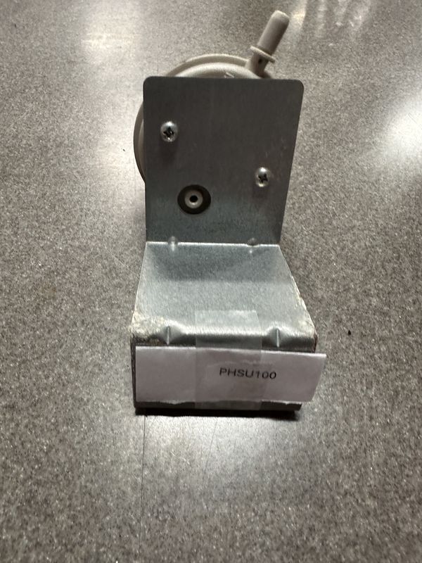 Used Universal Air Switch Model NS2-0000-03 - HK06WC069
