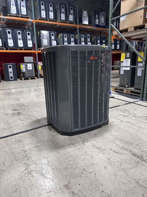 Trane 3 Ton 18 Seer Variable Speed Heat Pump Model 5TWV8X36A1000 PREVIOUSLY INSTALLED (Wrong Size Return)