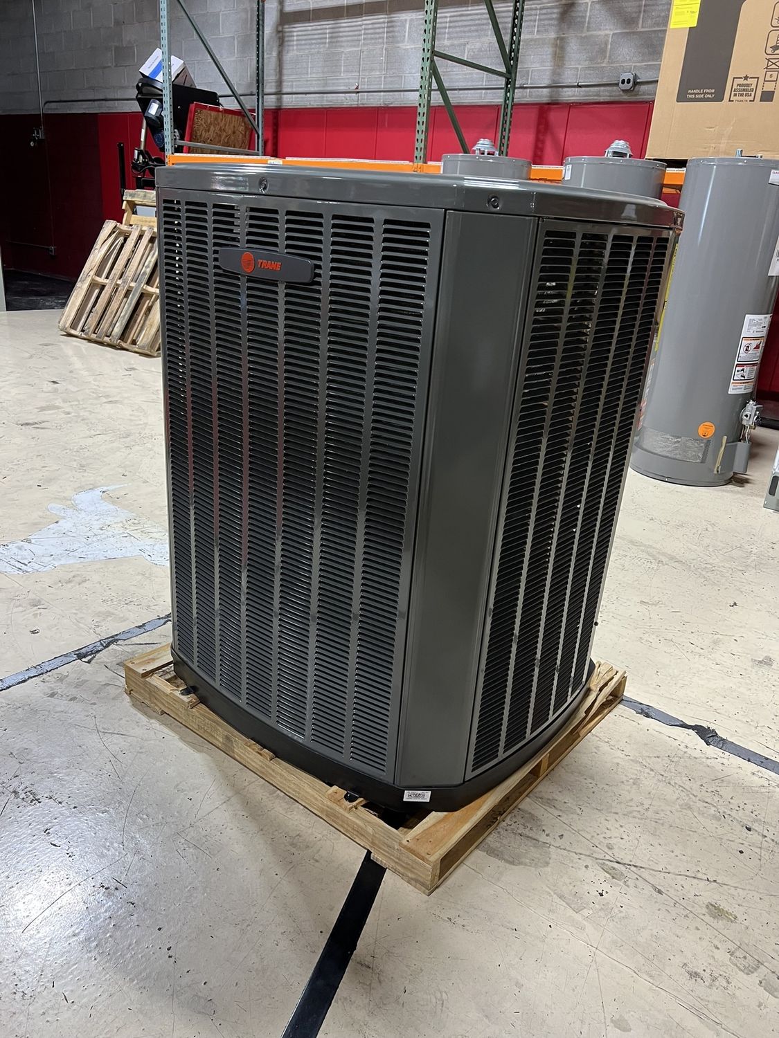 Trane 4 Ton 14 Seer  R454 AC Condenser Model# 5TTR4048A1000