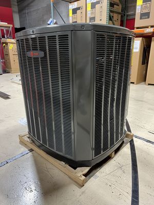 Trane 5 Ton 17 Seer R454 AC Condenser Model#  5TTR7060A1000A