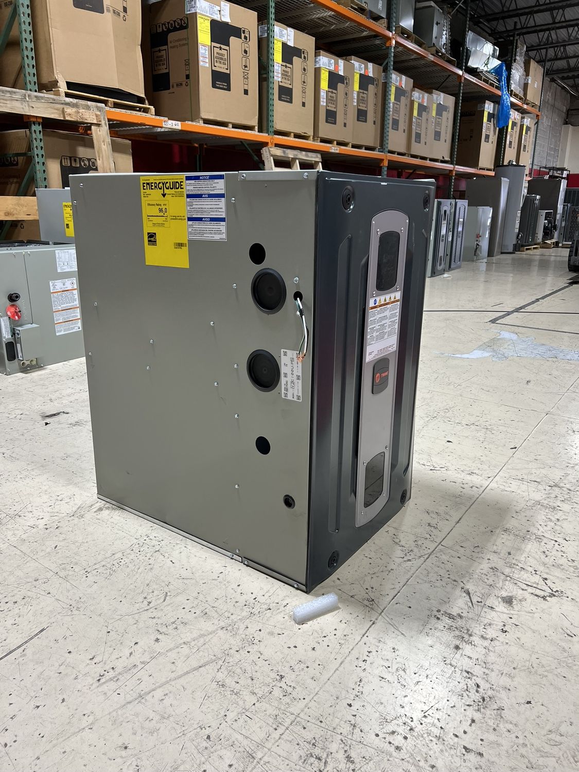 Trane 100k BTU 2 Stage Variable Speed Upflow/ Horizontal Furance Model# S9V2C100U5PSC