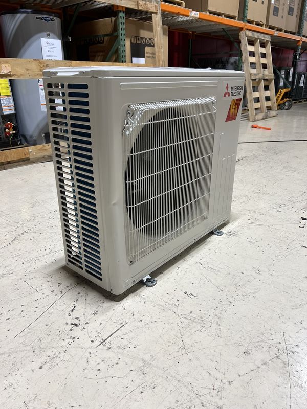 Mitsubishi 1 Ton R454 Heat Pump Model# MUZ-FX12NLHZ