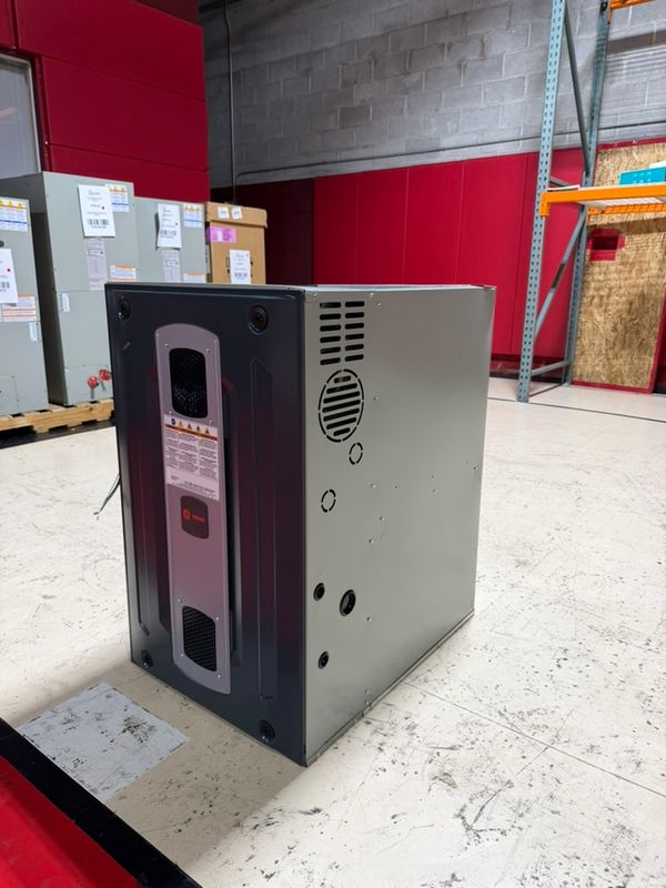 Trane 100K BTU 80% 2 Stage UPFLOW/HORIZONTAL Furnace model# S8X2C100M5PSC