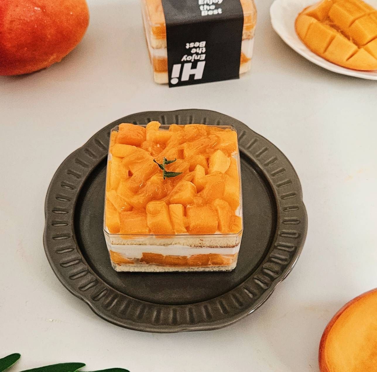 ｜季節甜品系列｜芒果香堤寶盒