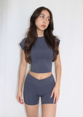 SIGNATURE - Short Sleeve Tee - Dark Gray - Small