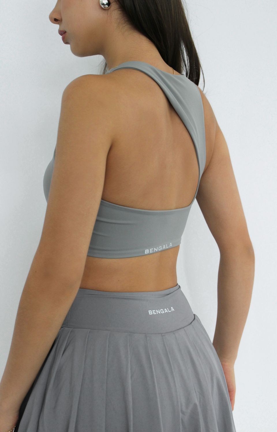 REFINE - Essential Asymmetric Top - Gray - Medium