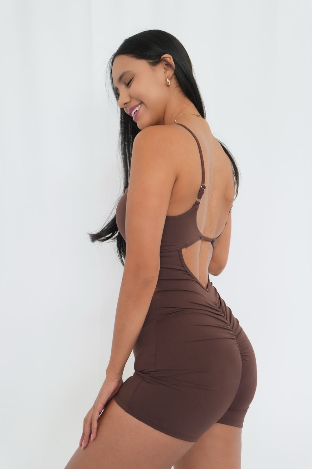 FINESSE- Brown- Black- Gray