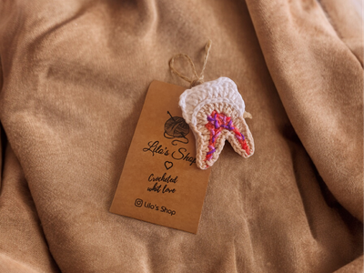 Anatomy of a tooth Brooch