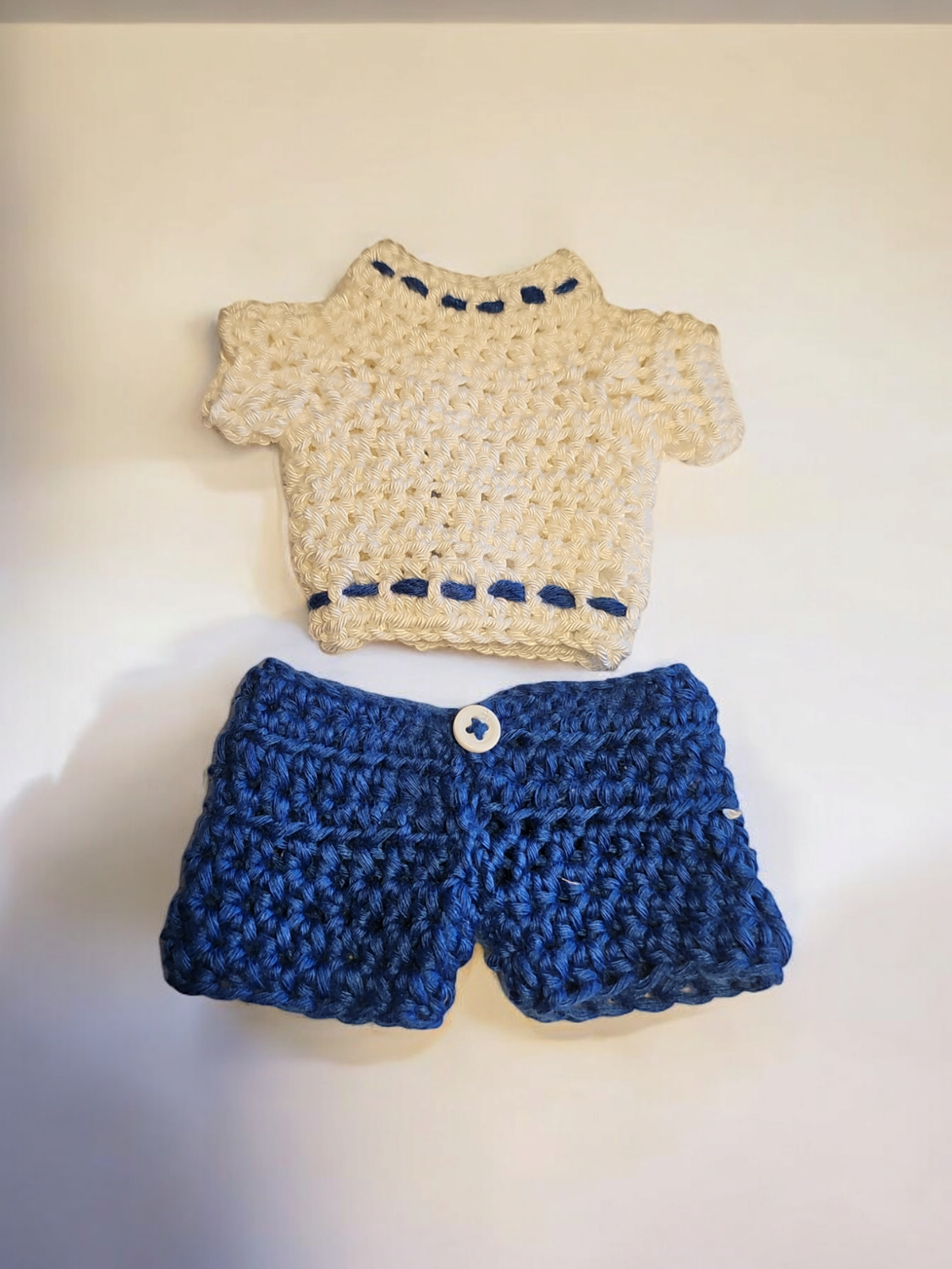 White &amp; Blue set