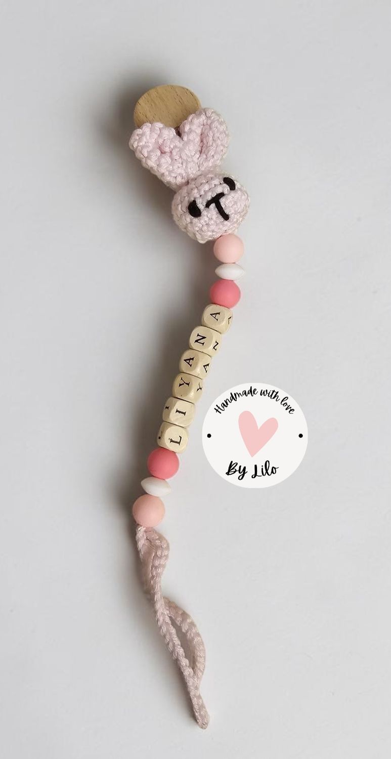 Baby pacifier clip