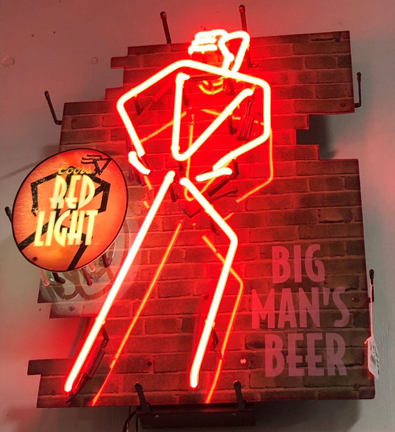 Red Lite Big Man&#39;s Beer Neon Sign