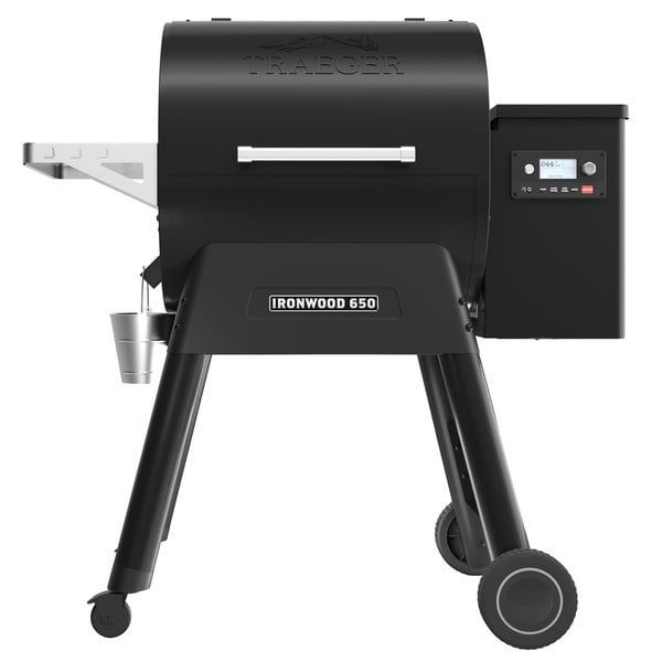 TRAEGER IRONWOOD SERIES 650 PELLET GRILL