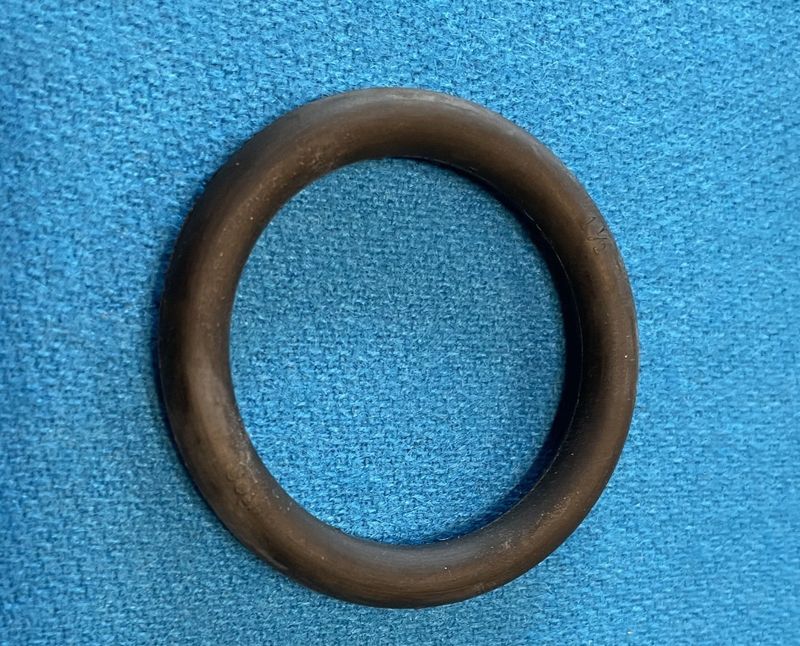 1 1/2&quot; Black pinball rubber