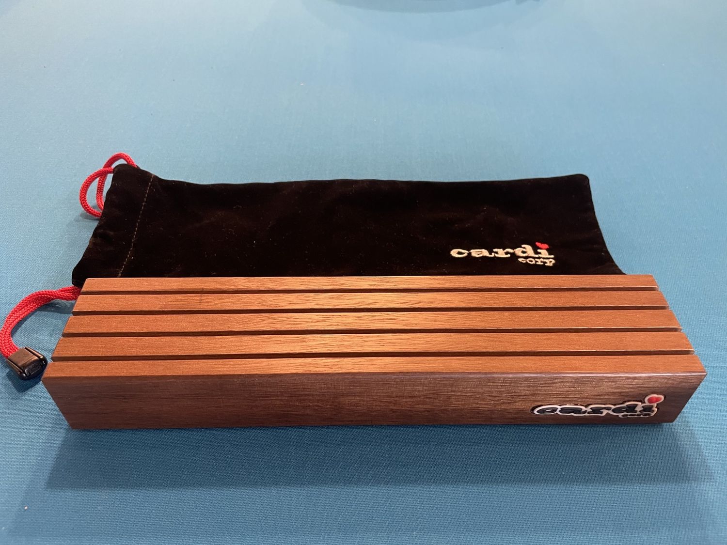 Playing Card Holder by Cardi