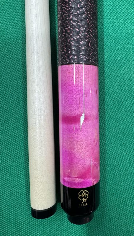 GS07 Custom Cue Stick with pink stain black &amp; pink wrap