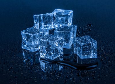 Ice Molds / Whiskey Stones