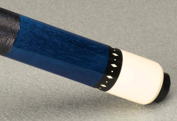 McDermott L7 Lucky Cue stick
