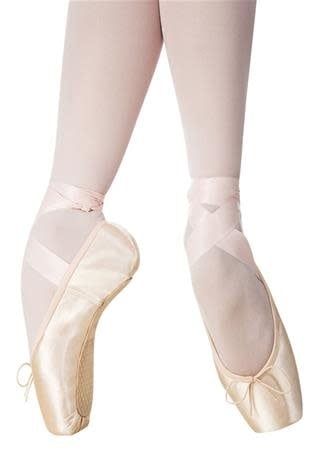 Nikolay Triumph Pointe Shoe