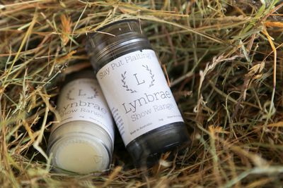 Lynbrae Stay Put Plaiting Wax
