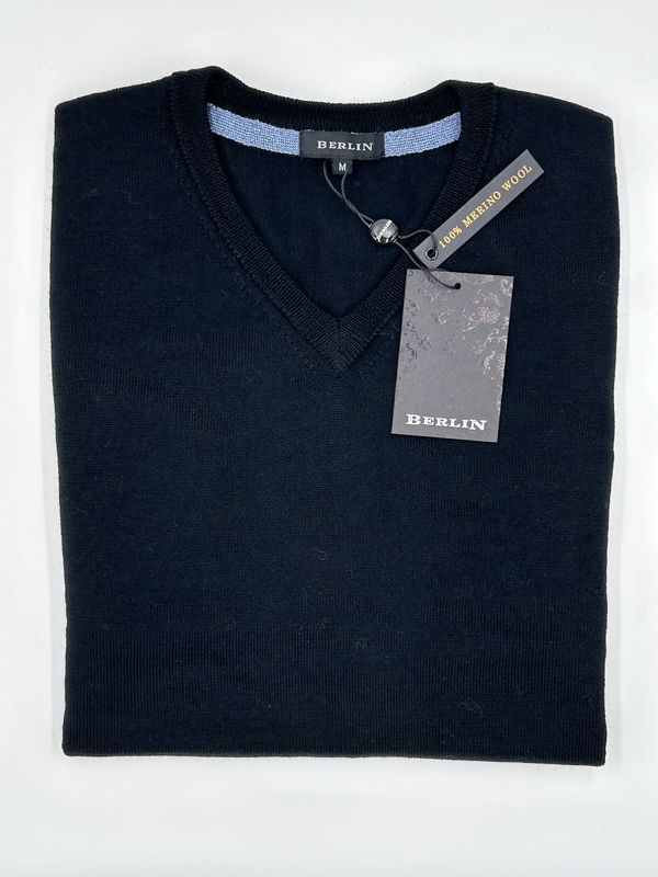 Berlin V-Neck MW37 Black