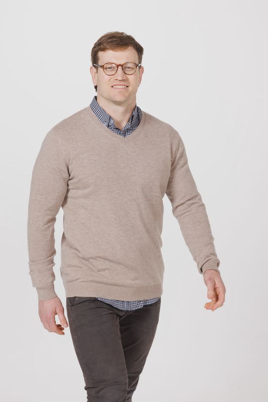 Lichfield V-Neck 9903 Camel