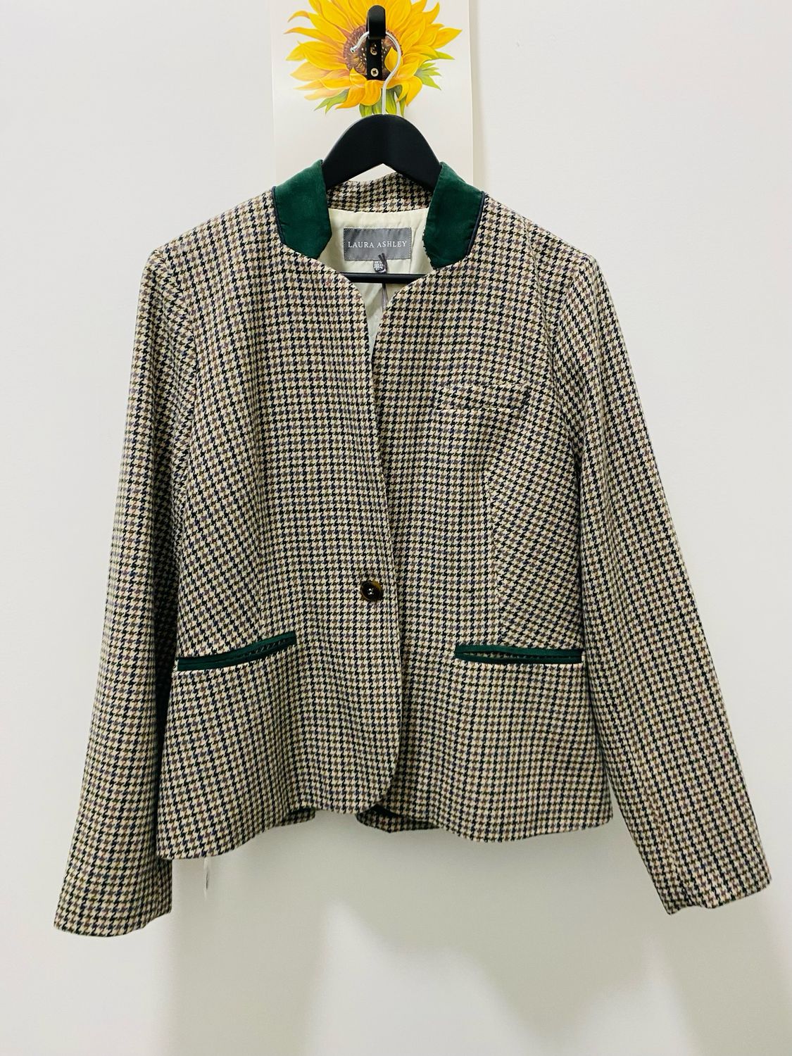 LAURA ASHLEY blazer size 16 UK