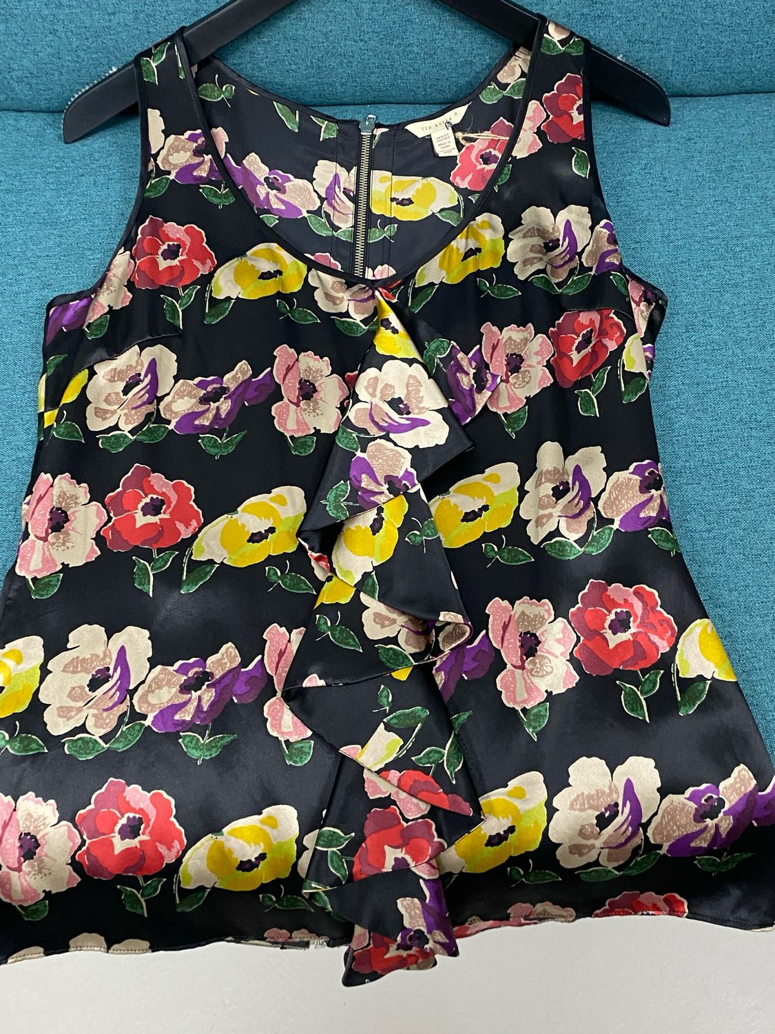 TED BAKER  100%  silk top size 2 (UK 10/12)