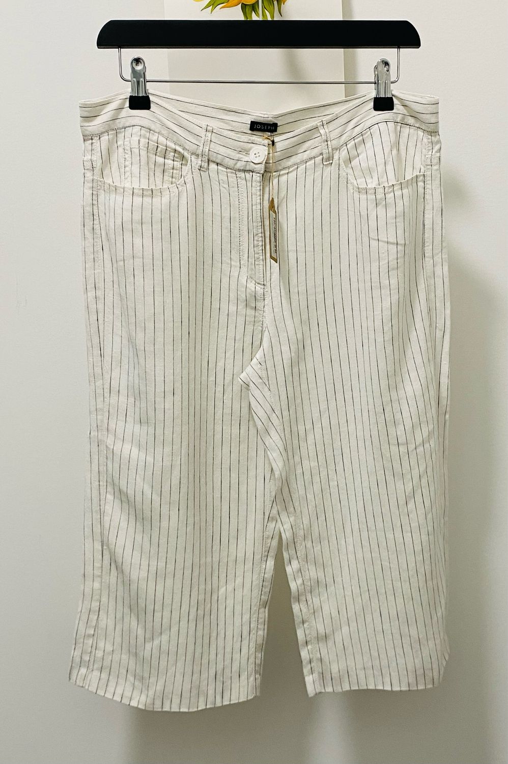 JOSEPH 100% linen ladies shorts size M (40 EU)