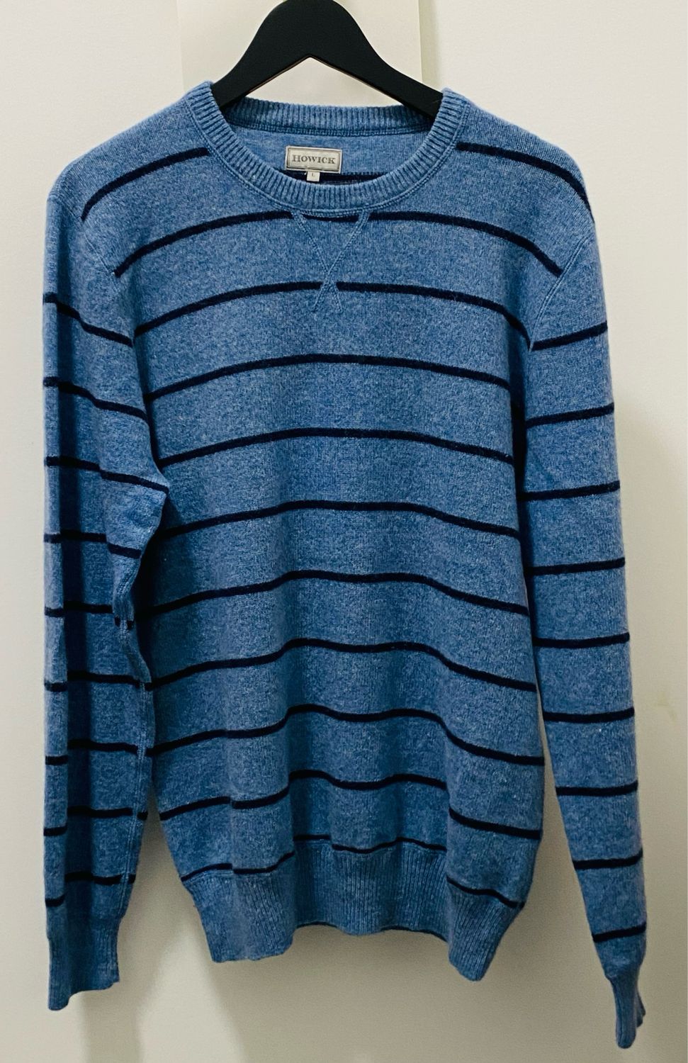 Howick 100% wool jumper size L