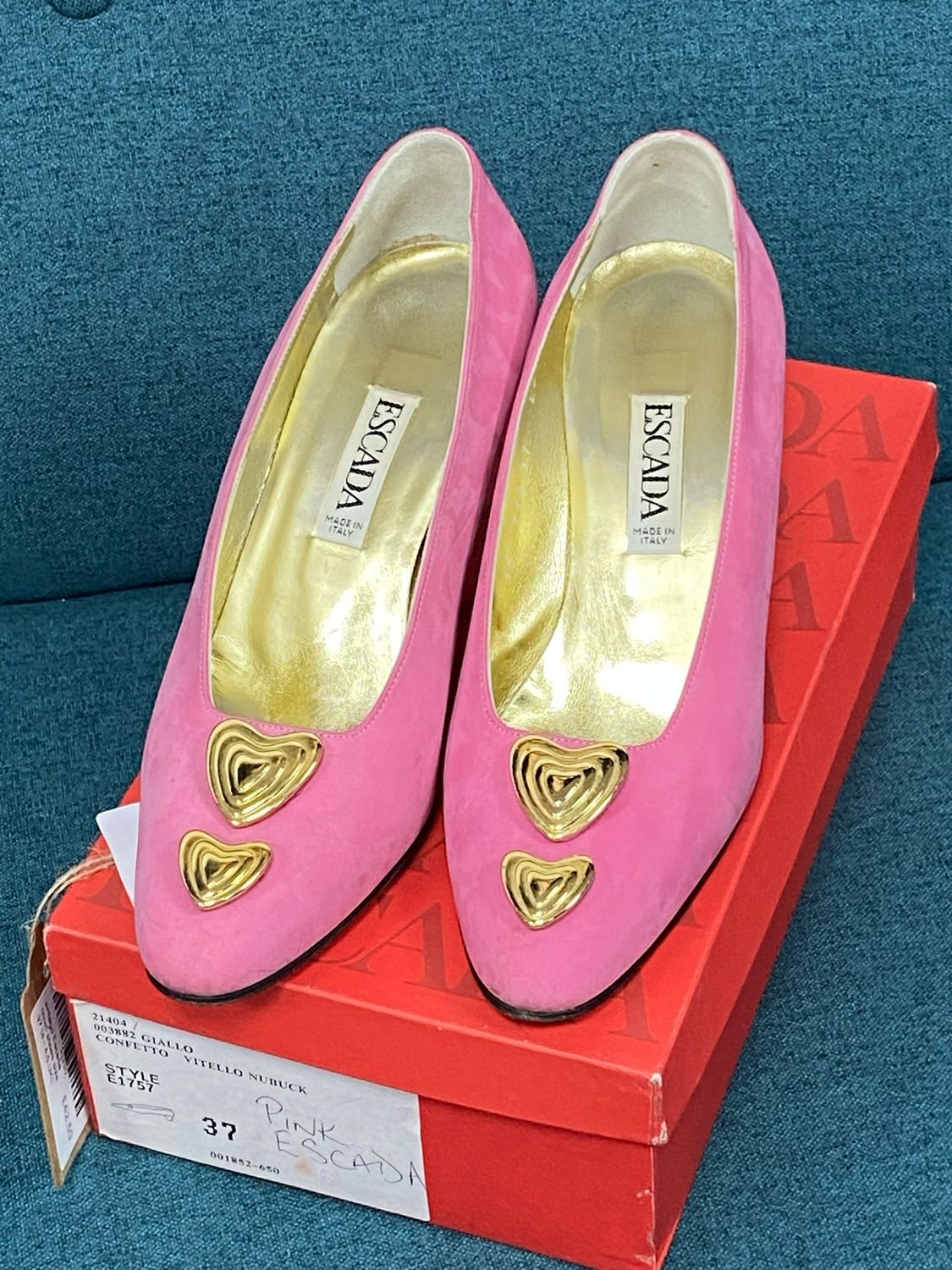 vintage Escada court shoes size 37 (4 - 4.5 UK)