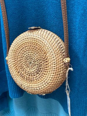 Wicker Rattan messenger round bag