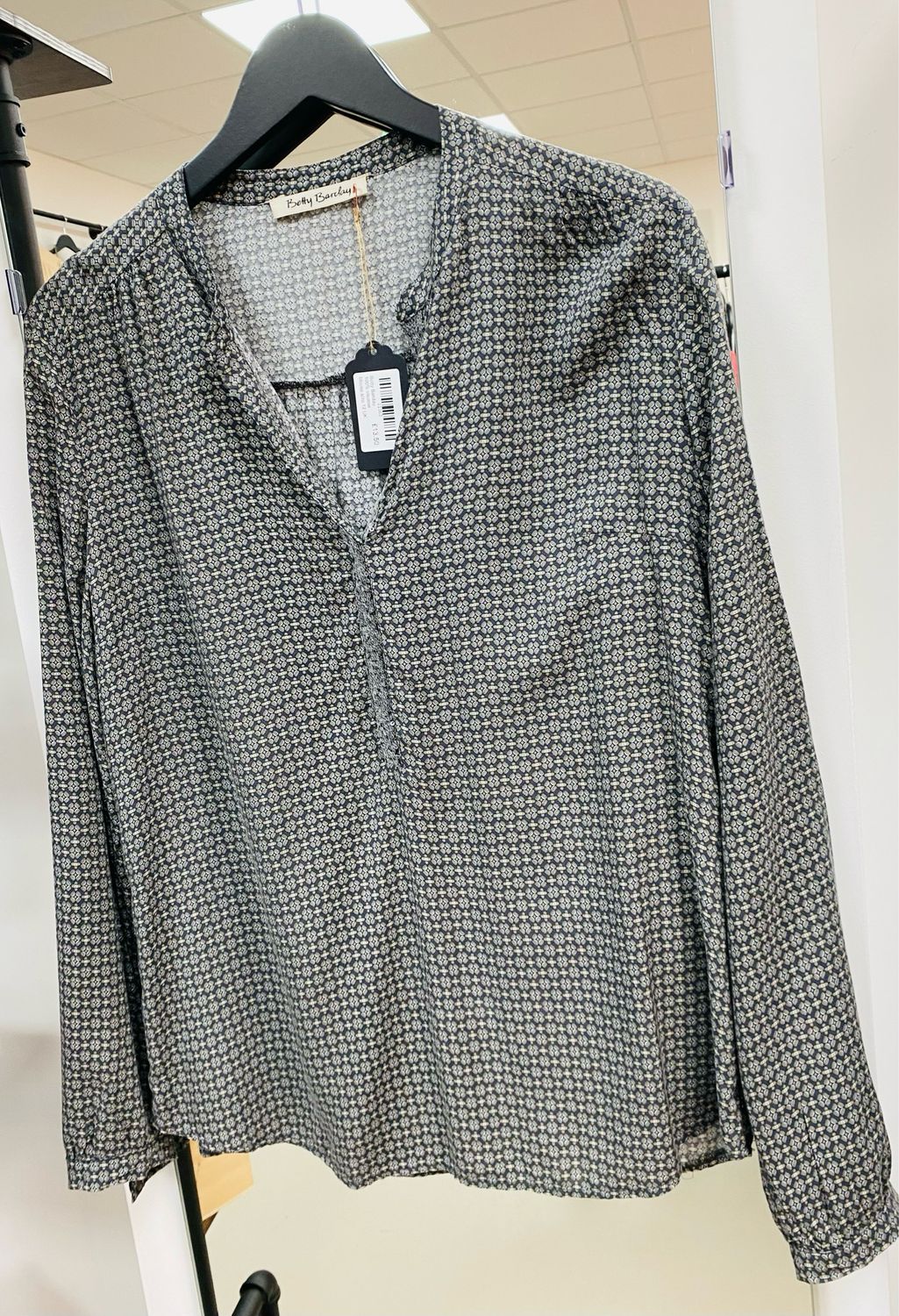 Betty Barclay 100% viscose blouse size 12 UK